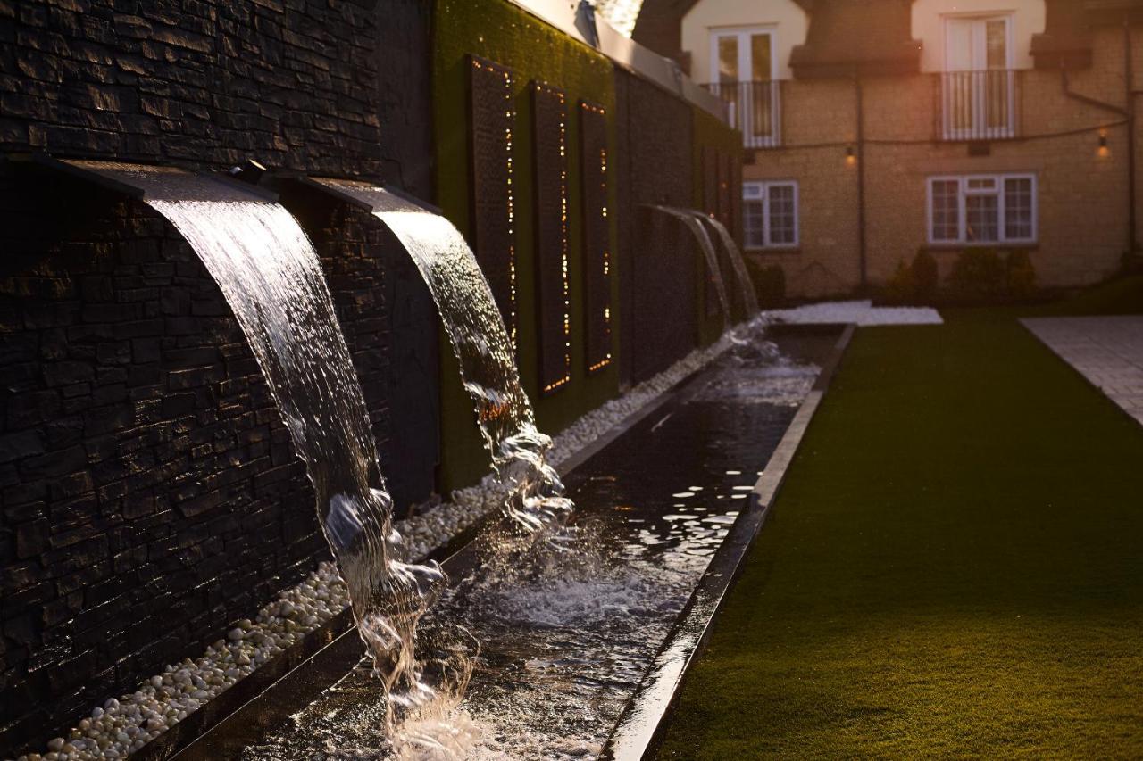 The Chesterton Hotel Bicester Bagian luar foto