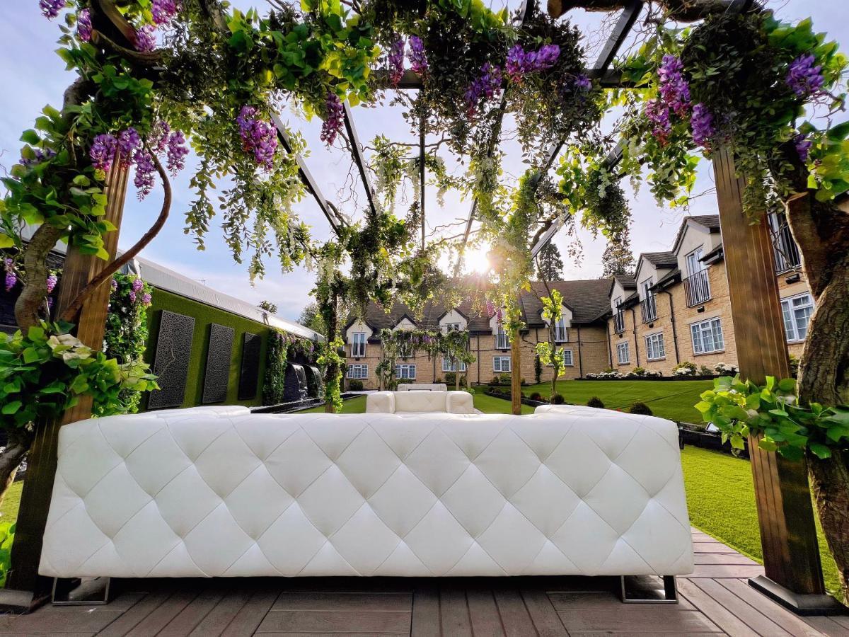 The Chesterton Hotel Bicester Bagian luar foto