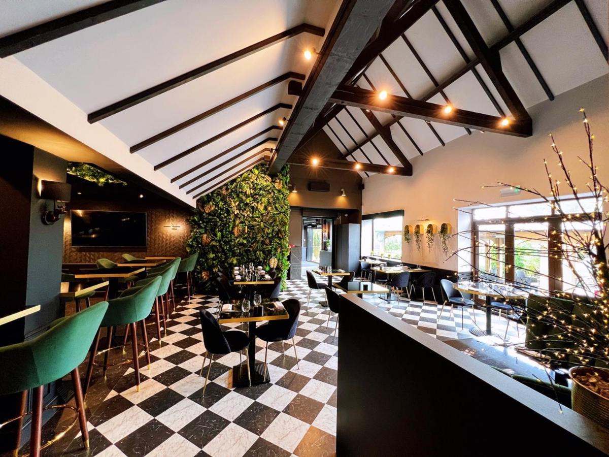The Chesterton Hotel Bicester Bagian luar foto
