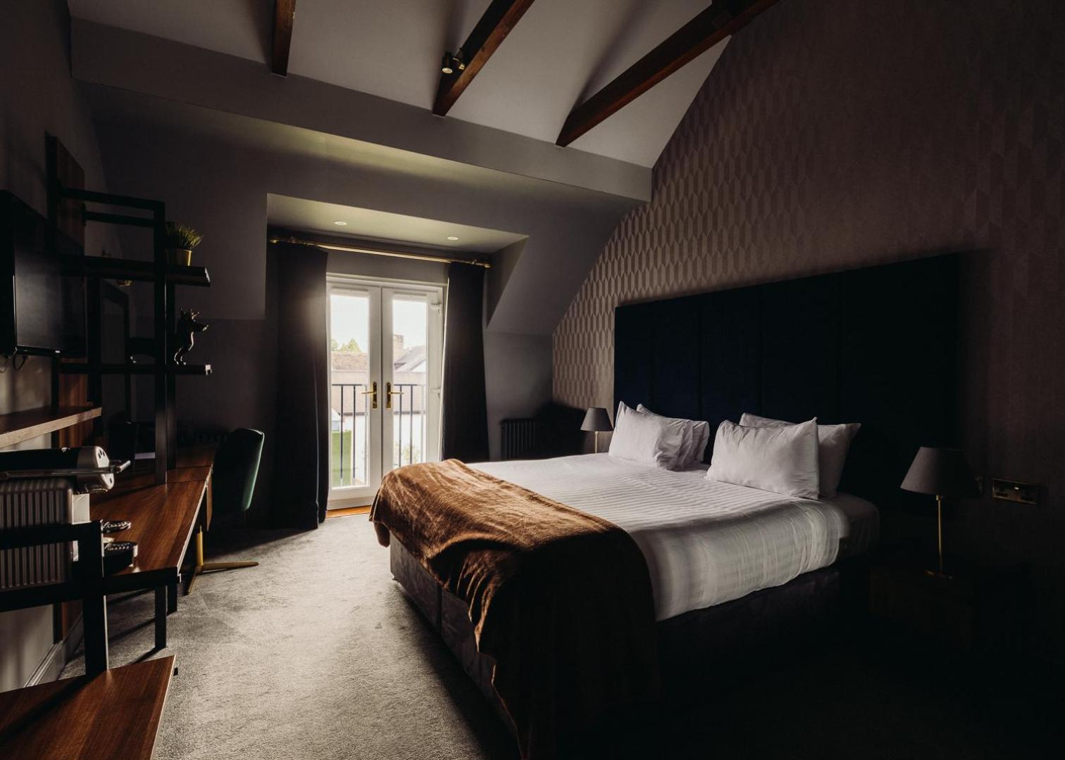 The Chesterton Hotel Bicester Bagian luar foto